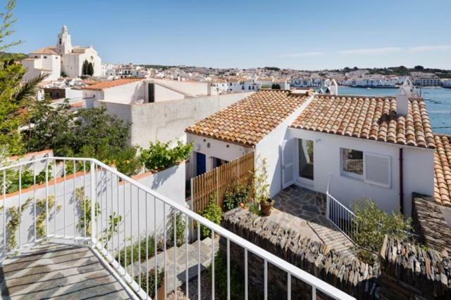 Centric Townhouse With Sea View - Casa Marta Holiday home